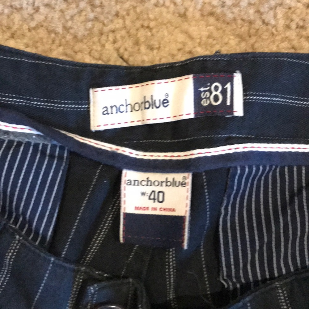 Men’s shorts - Picture 2 of 3